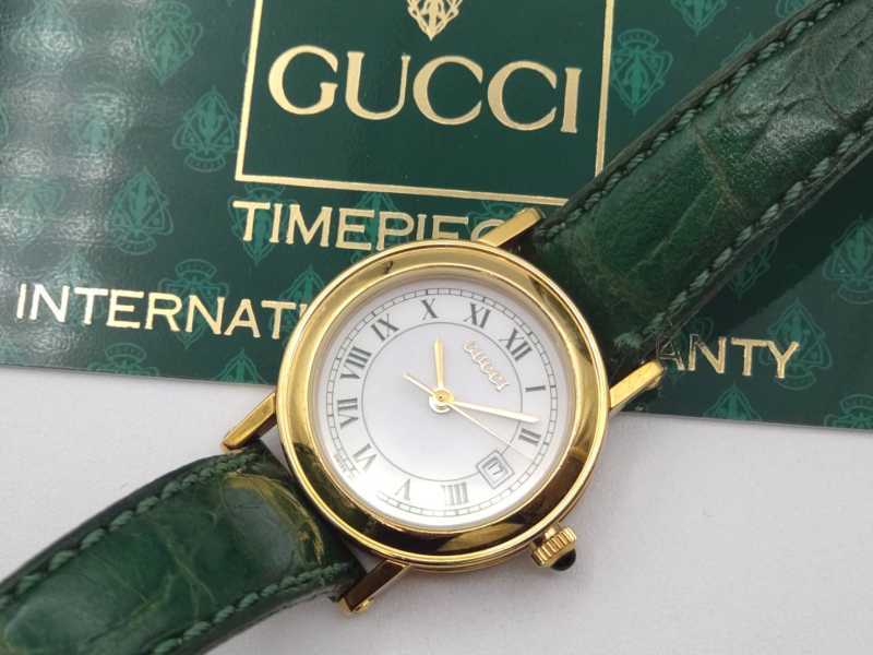 グッチ買取 レディースウォッチ 7200L